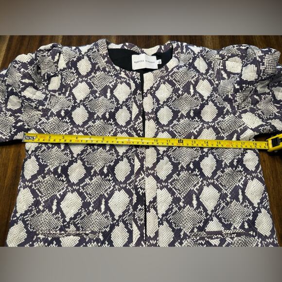 Rebecca Minkoff Shay Jacket Snake Size Small Print Quilted Crew Neck EUC - Picture 8 of 8